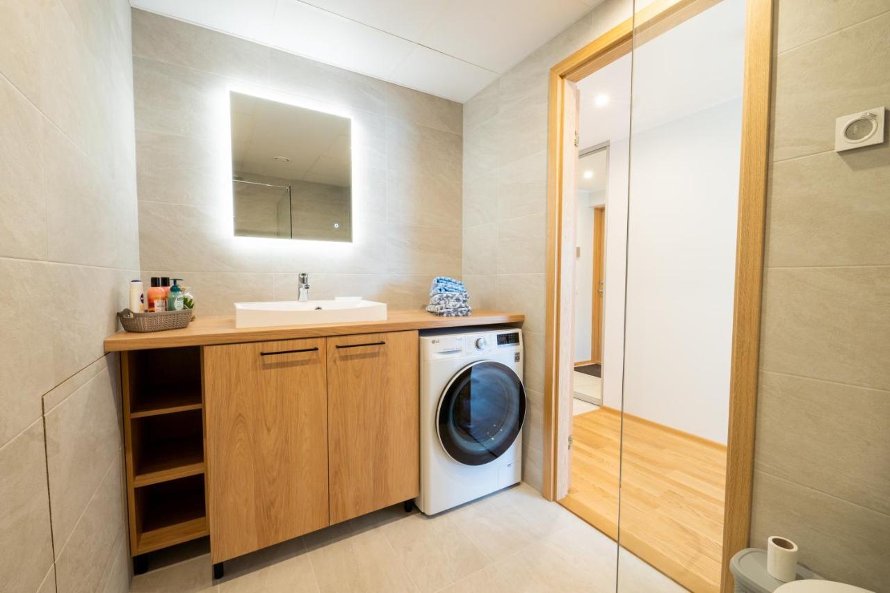 Delta Luxury Apartment With Terrace Tartu Bagian luar foto